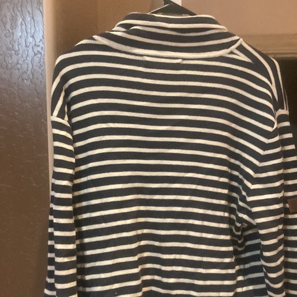 Under Two Flags cardigan. - Picture 4 of 6